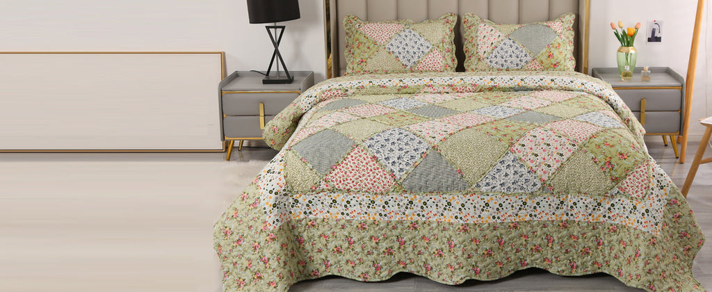 Blue Floral Patchwork Quilt Set, Full Queen Size, 3 Piece Bedding Set with 2 Pillowcases | Blue Patchwork Quilt, Queen Size Bedspread, Reversible Quilt Set, Floral Quilt Set, Patchwork Quilt Set, Queen Comforter Set